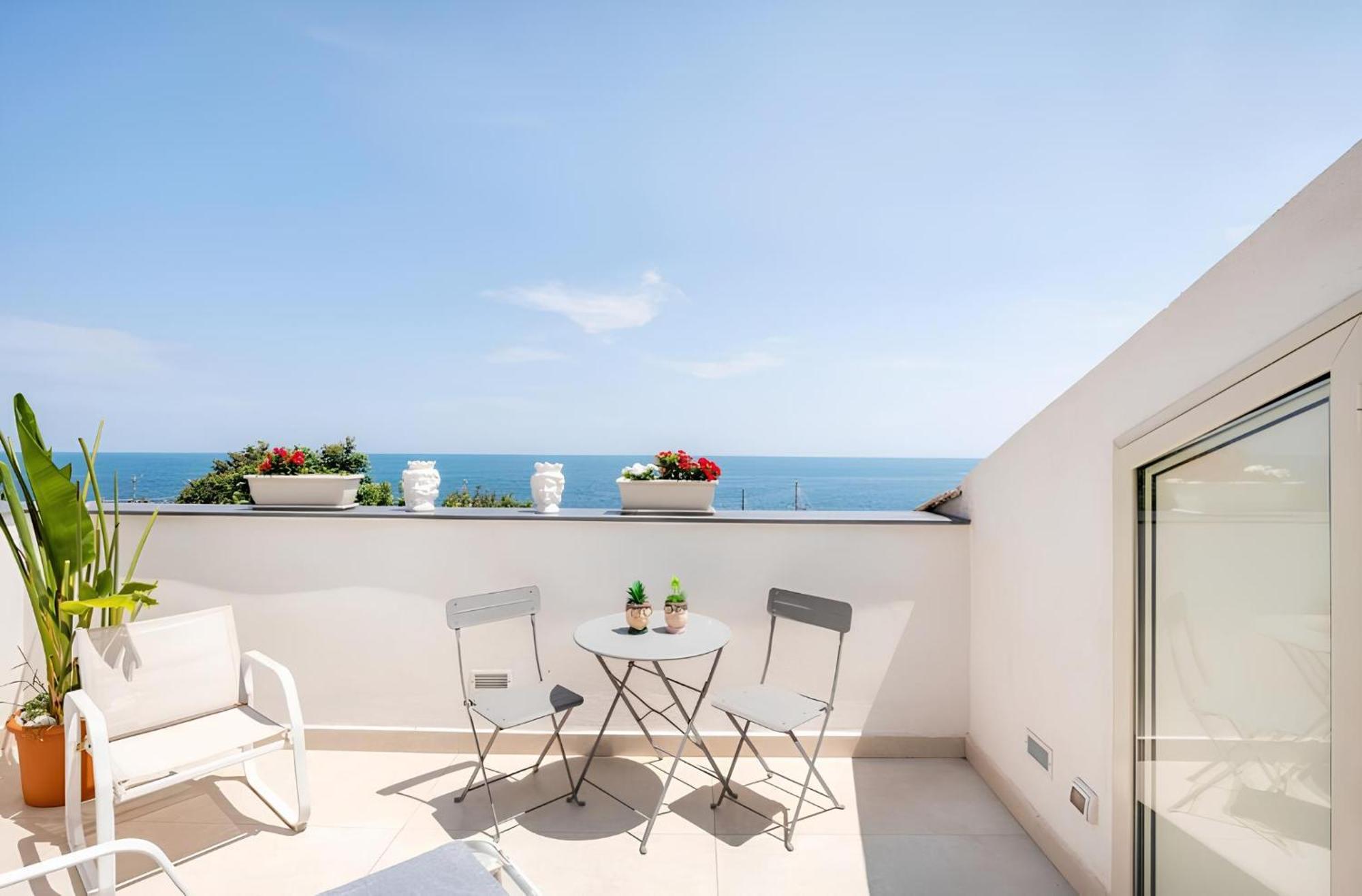 Ferienwohnung Mare Damuri Con Terrazza Vista Mare Catania Exterior foto